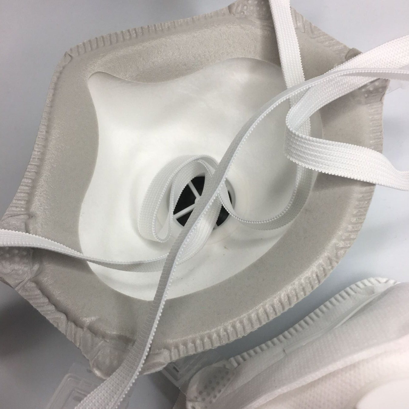 Standard FFP3 Feinstaubmaske mit Falte - 10 Stk pack – Bild 2