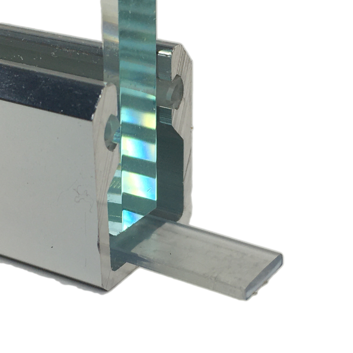 1.5 x 2300mm Transparente Distanz- und Trageprofile