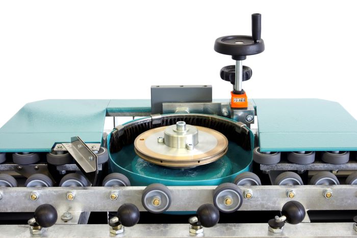 Formschleifmaschine für Flachglaskanten – Bild 4